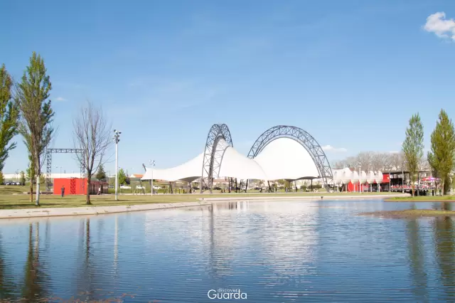 Parque Urbano do Rio Diz - Lago e Iglódromo (foto de 2013)